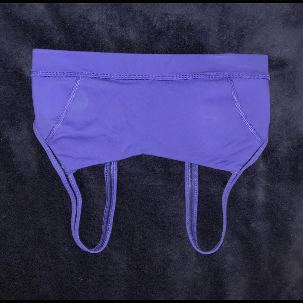 Blue lululemon sports bra